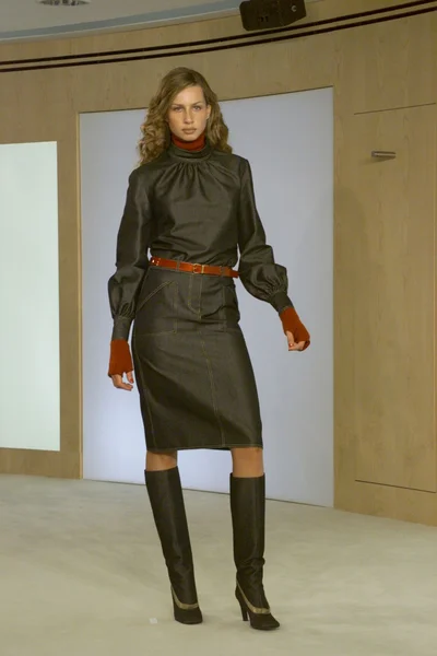 Look 25